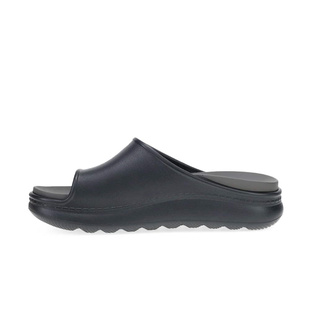 Dansko Devyn Black Molded