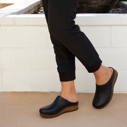 Dansko Mariella Black Nappa